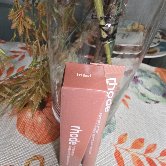 Rhode Peptide Lip Tint Toast - Picture 3 of 4